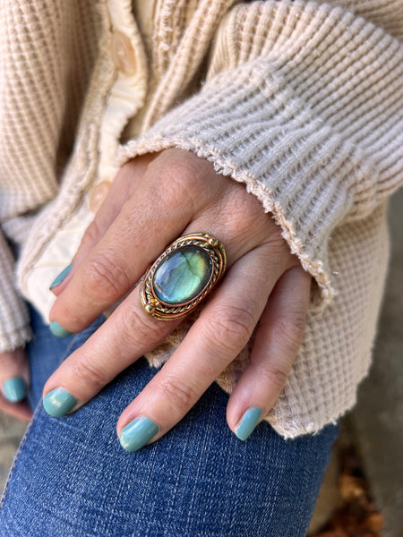 Glowing Labradorite Ring